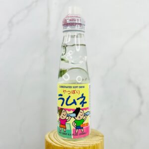 Ramune Carbonated Soft Drink jananisch