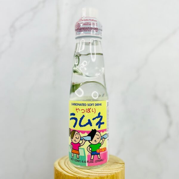 Ramune Carbonated Soft Drink jananisch